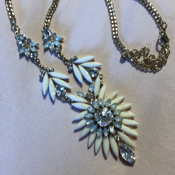 Ice Blue, Ivory and Gold Necklace - Picture 4 of 6